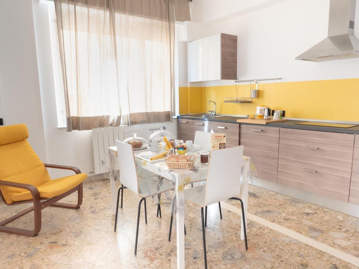 Bed and Breakfast La Casa Di Adua Porto SantʼElpidio Exterior foto